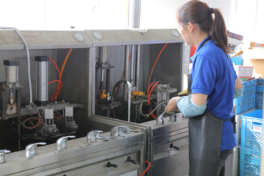 Xưởng sản xuất08